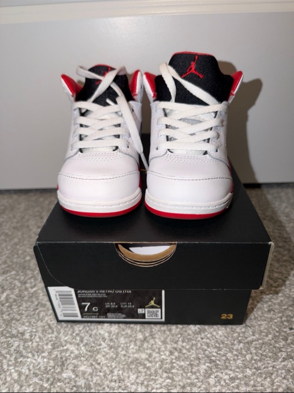 Jordan Kids White and Red Low-Top Sneakers